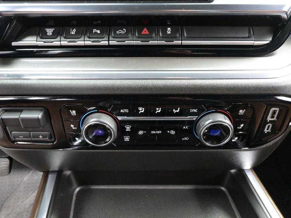 used 2024 Chevrolet Silverado 2500 car, priced at $70,895