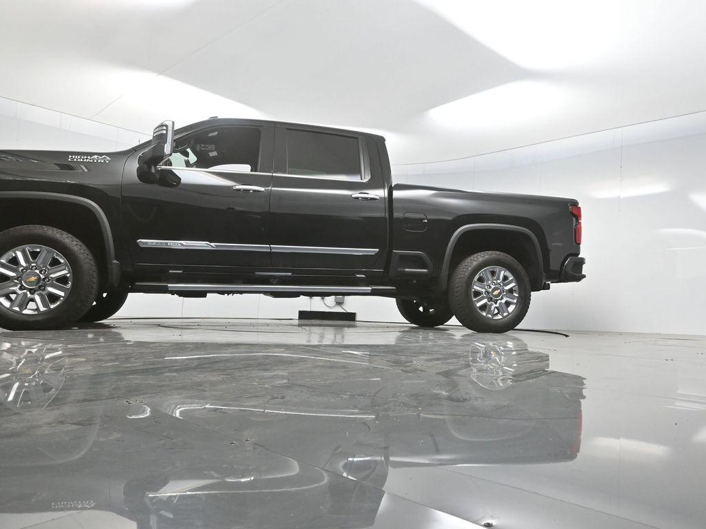 used 2024 Chevrolet Silverado 2500 car, priced at $70,895