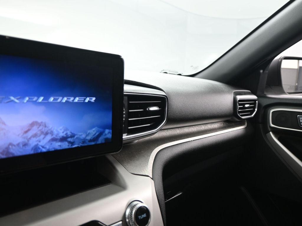used 2021 Ford Explorer car, priced at $33,000