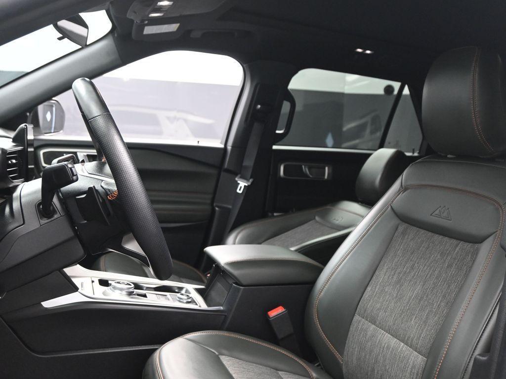 used 2021 Ford Explorer car, priced at $33,000