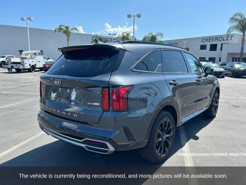 used 2021 Kia Sorento car, priced at $28,895