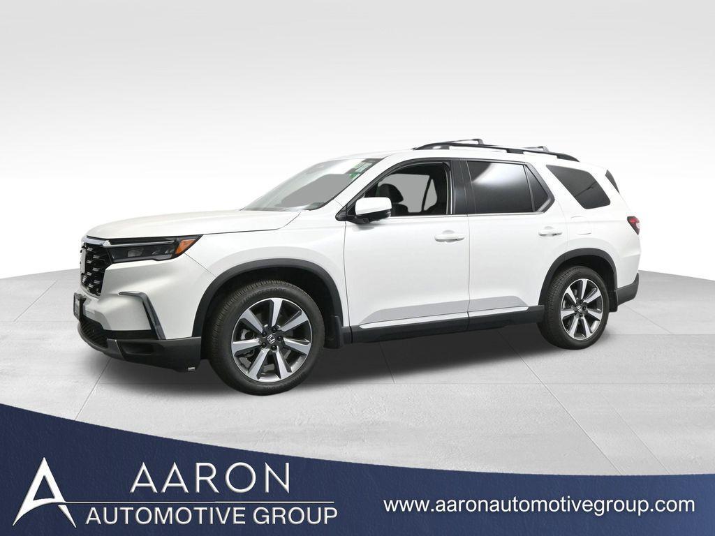 used 2024 Honda Pilot car, priced at $47,795