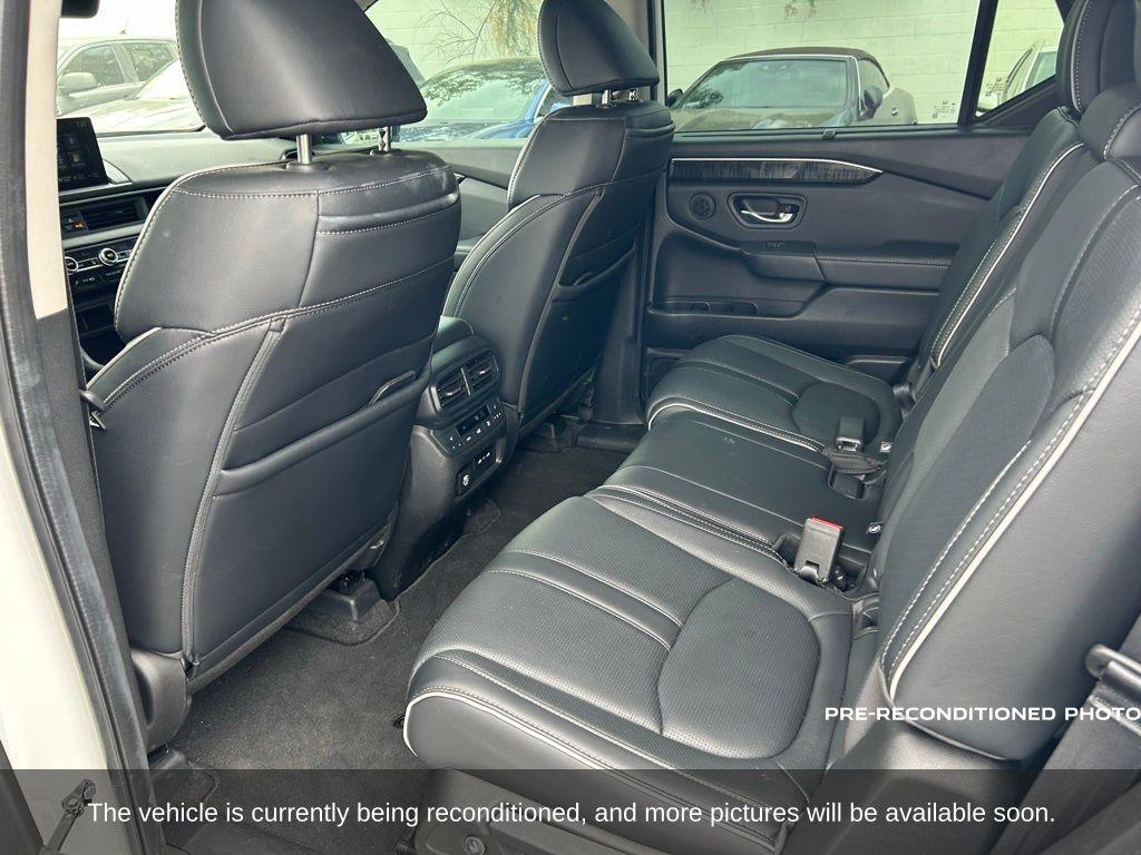 used 2024 Honda Pilot car, priced at $48,380