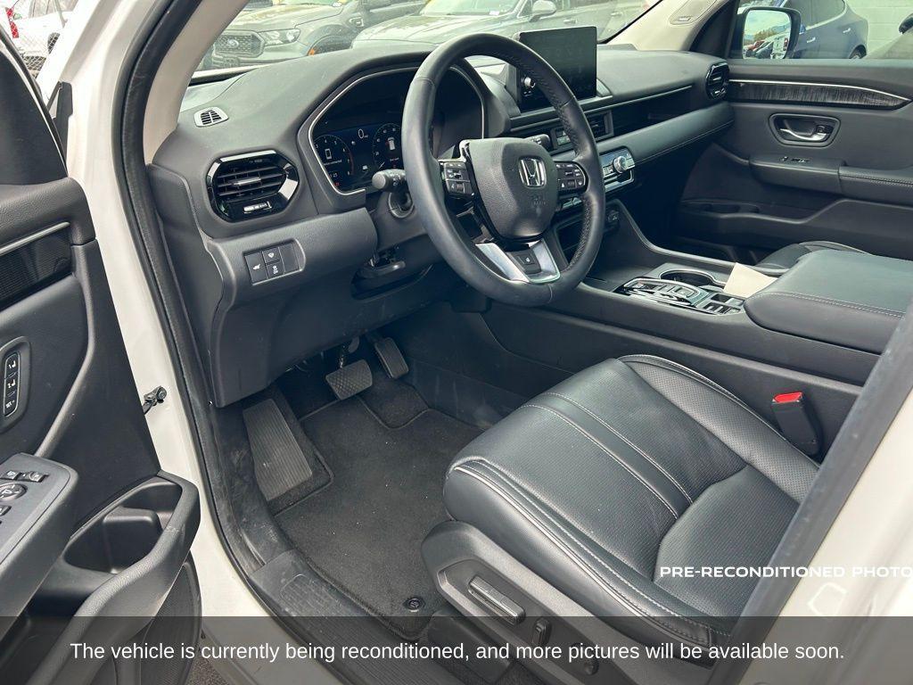 used 2024 Honda Pilot car, priced at $48,380