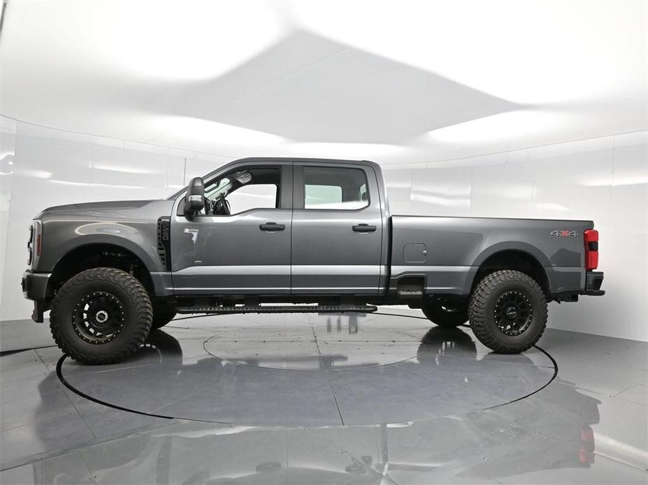 new 2024 Ford F-250 car, priced at $70,739