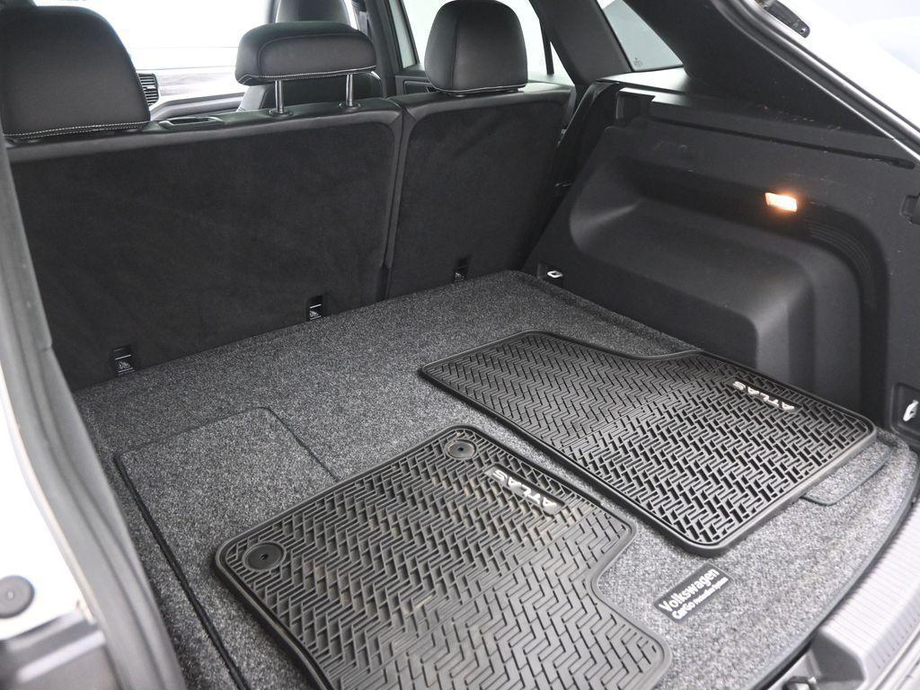 used 2022 Volkswagen Atlas Cross Sport car, priced at $24,000