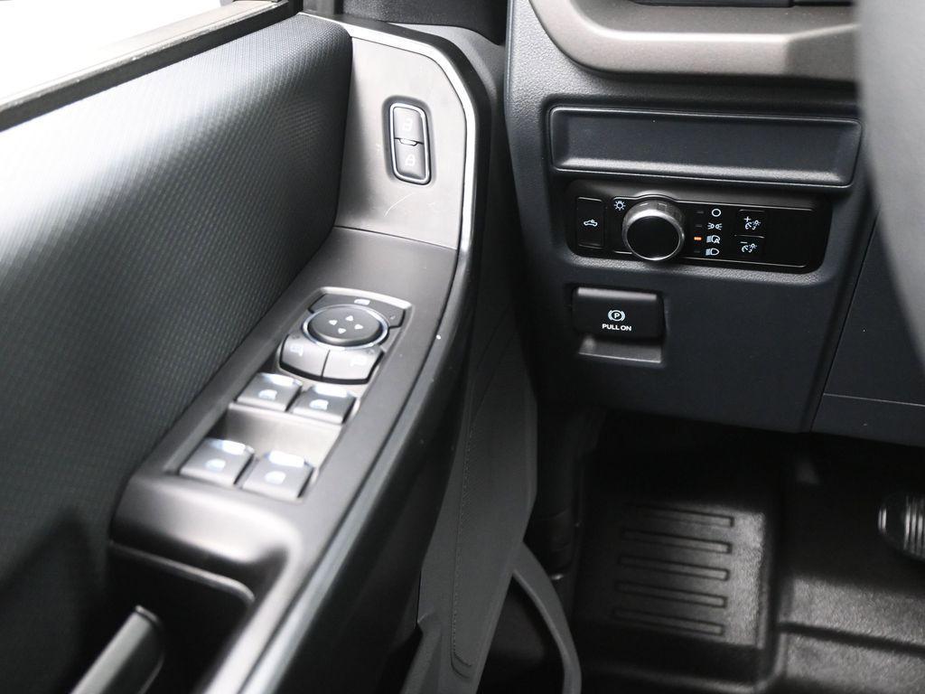 new 2024 Ford F-150 car, priced at $42,330