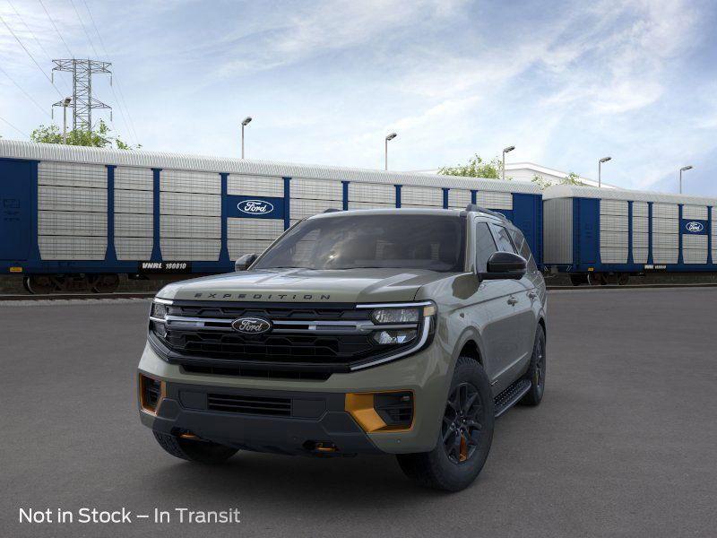 new 2025 Ford Expedition car, priced at $83,025