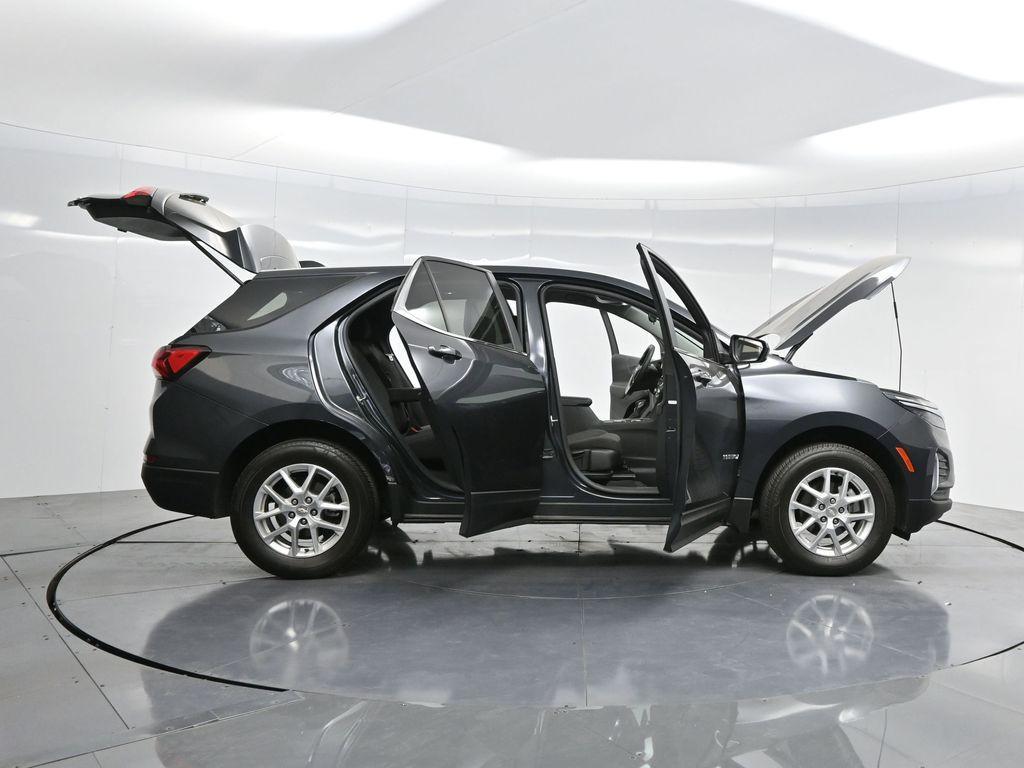 used 2023 Chevrolet Equinox car, priced at $20,699