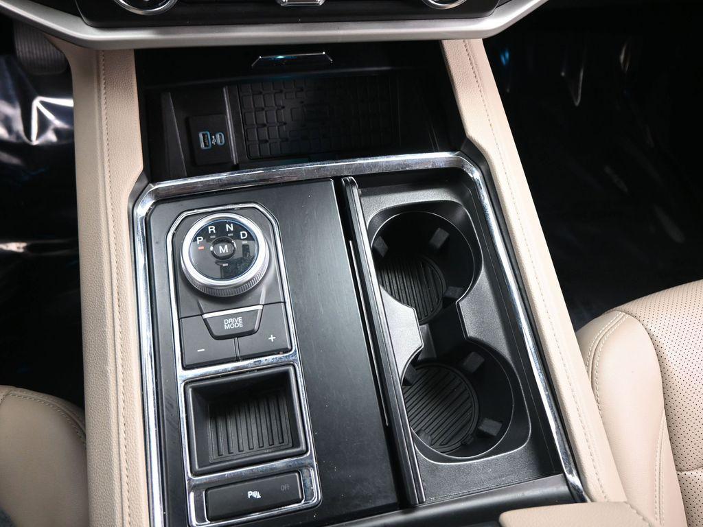 used 2022 Ford Expedition car, priced at $32,195