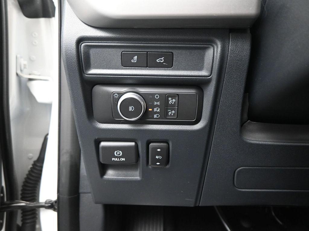 used 2022 Ford Expedition car, priced at $32,195