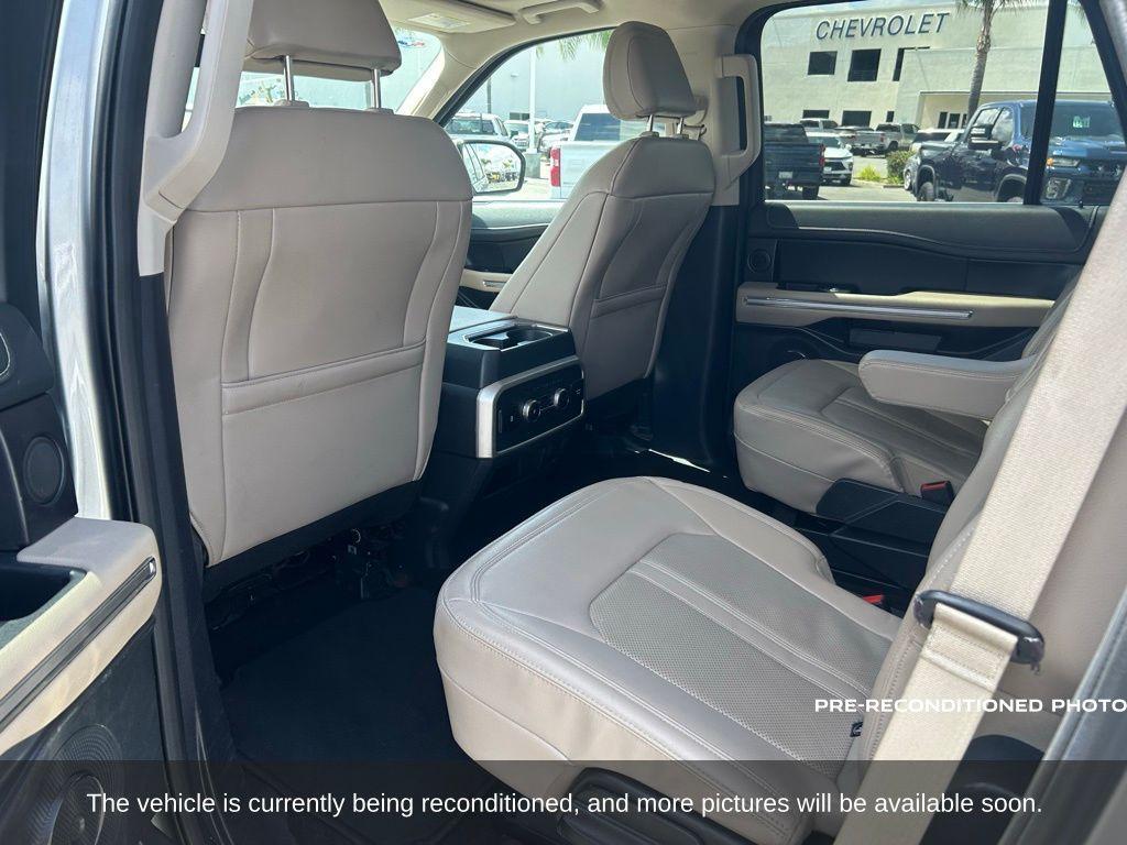 used 2023 Ford Expedition car, priced at $46,295