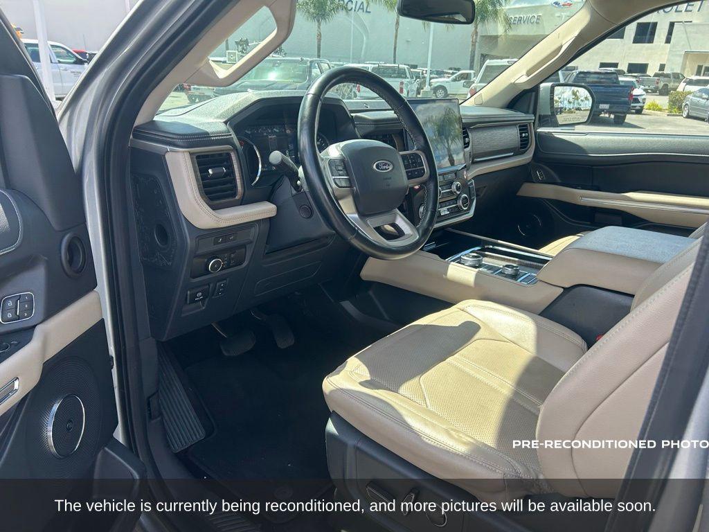 used 2023 Ford Expedition car, priced at $46,295