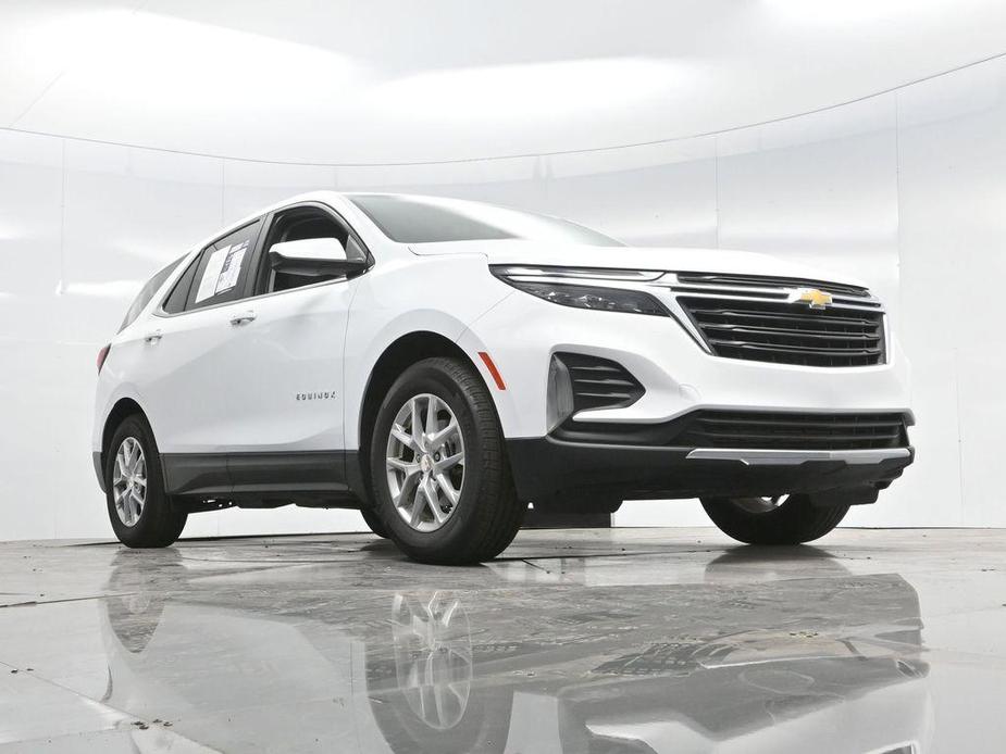 used 2023 Chevrolet Equinox car, priced at $19,159