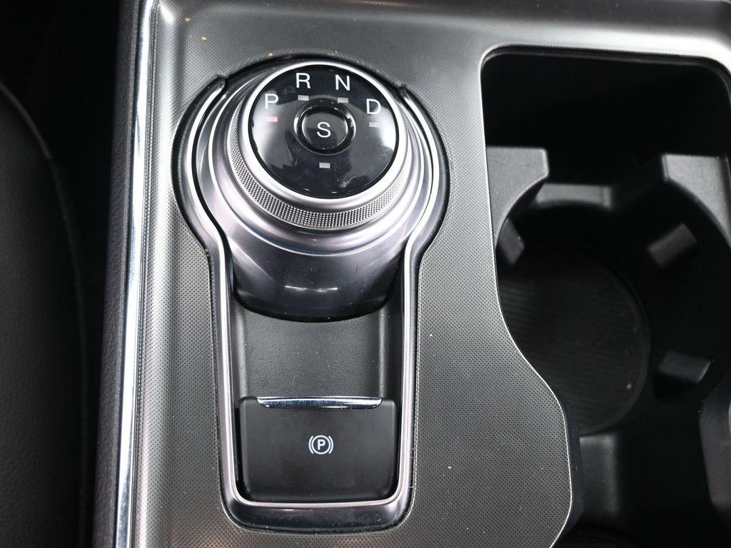 new 2024 Ford Edge car, priced at $39,995