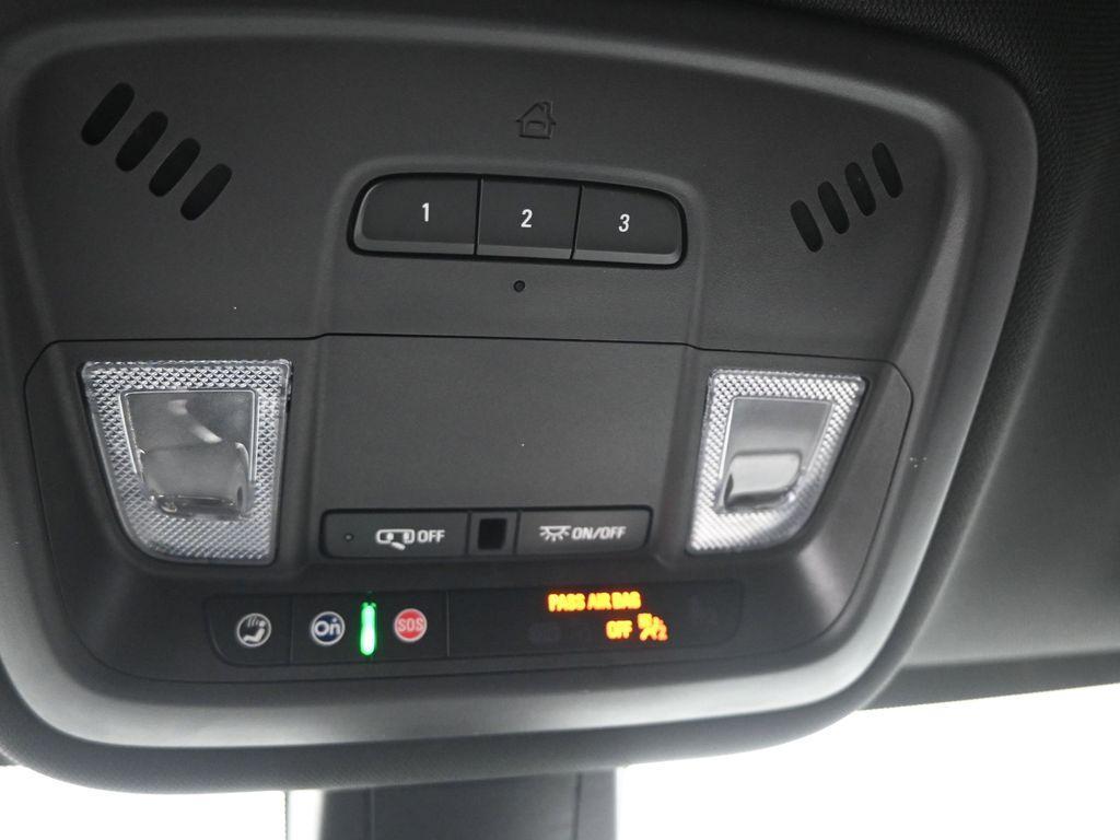 used 2023 Chevrolet Traverse car, priced at $29,500