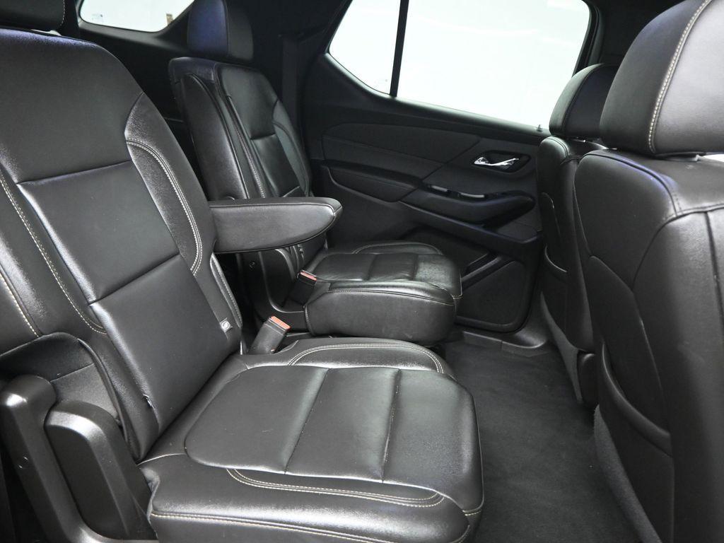 used 2023 Chevrolet Traverse car, priced at $29,500