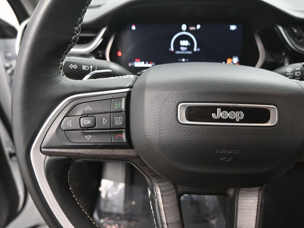 used 2022 Jeep Grand Cherokee car, priced at $30,495