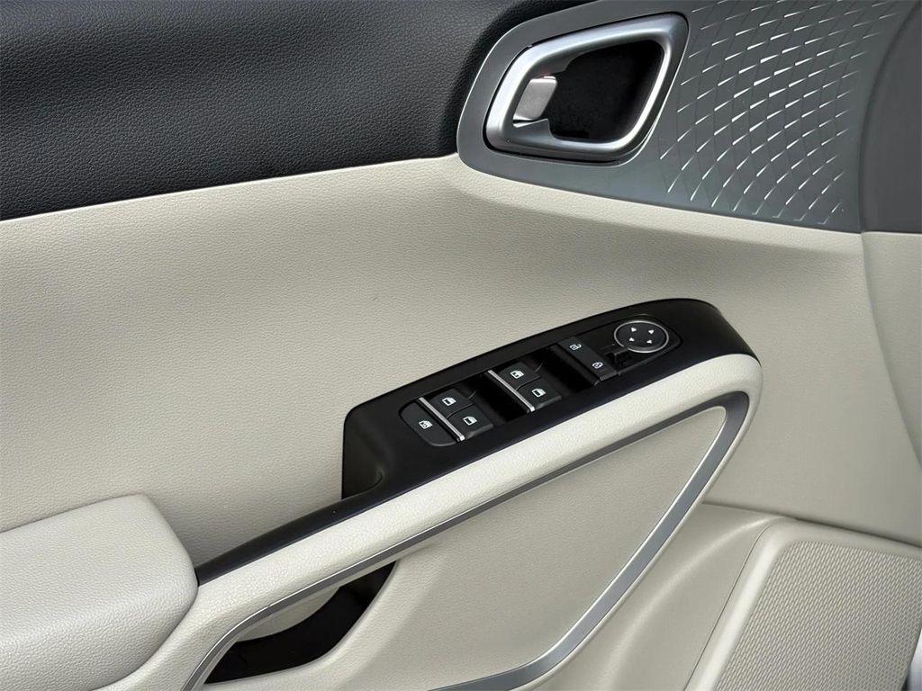 used 2021 Kia Soul car, priced at $16,735