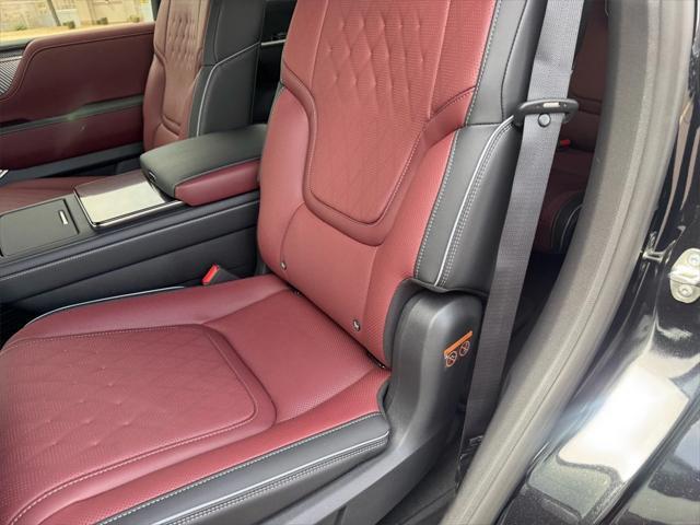 new 2025 INFINITI QX80 car, priced at $108,001