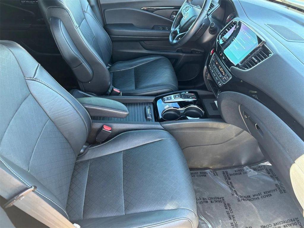 used 2021 Honda Passport car, priced at $26,213