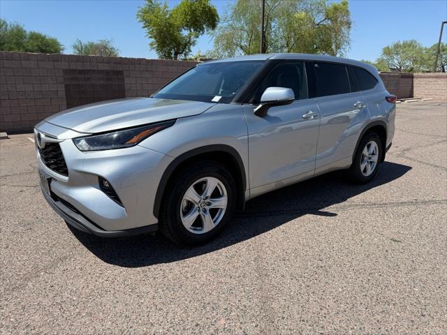 used 2021 Toyota Highlander car, priced at $30,990