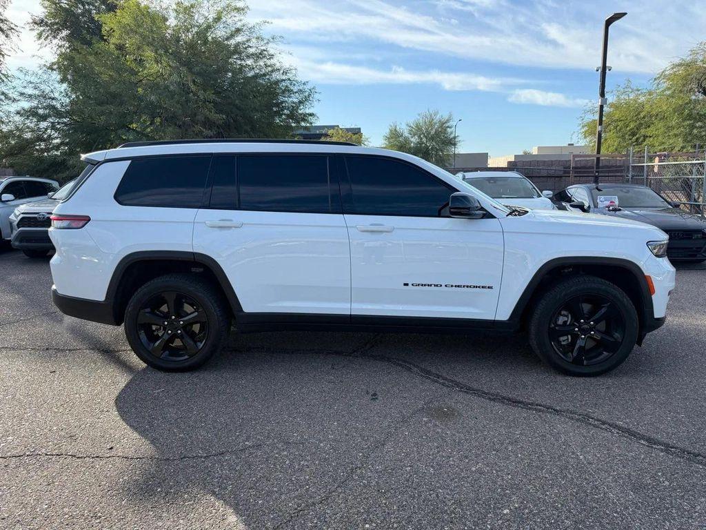 used 2023 Jeep Grand Cherokee L car, priced at $28,991