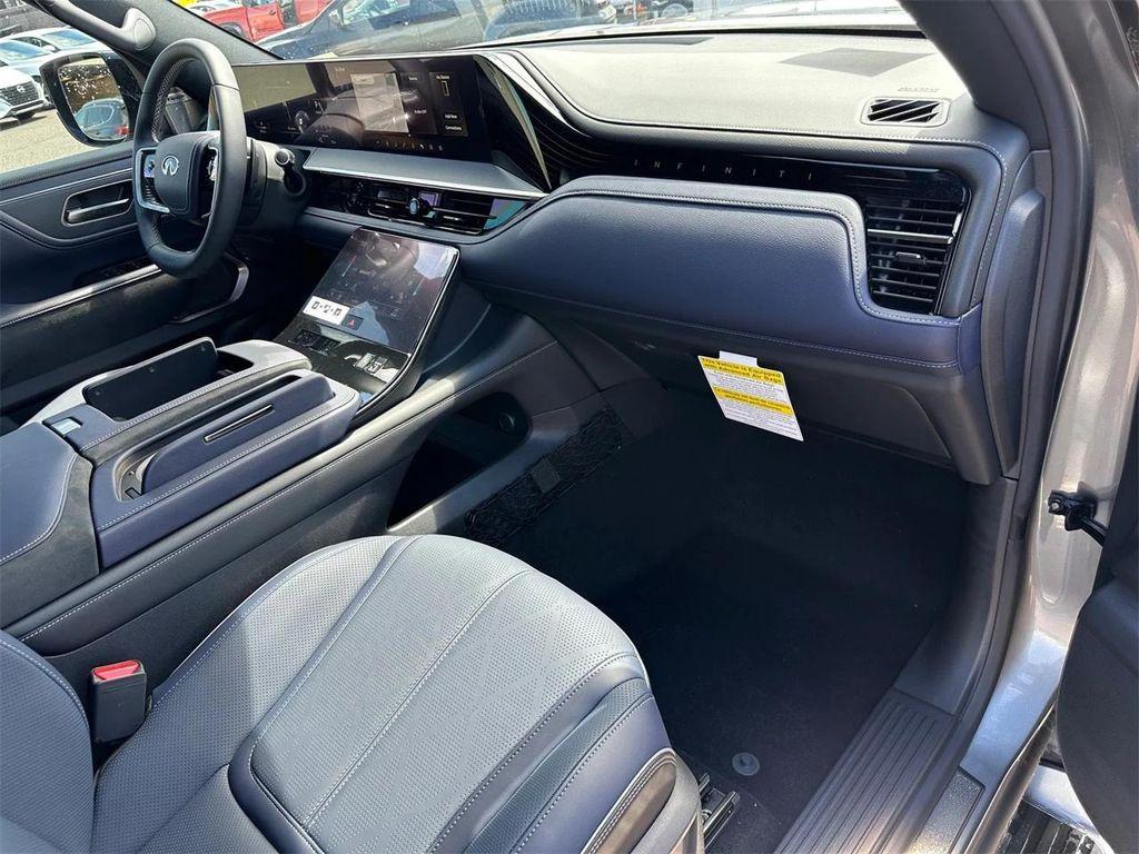 new 2026 INFINITI QX80 car, priced at $102,872