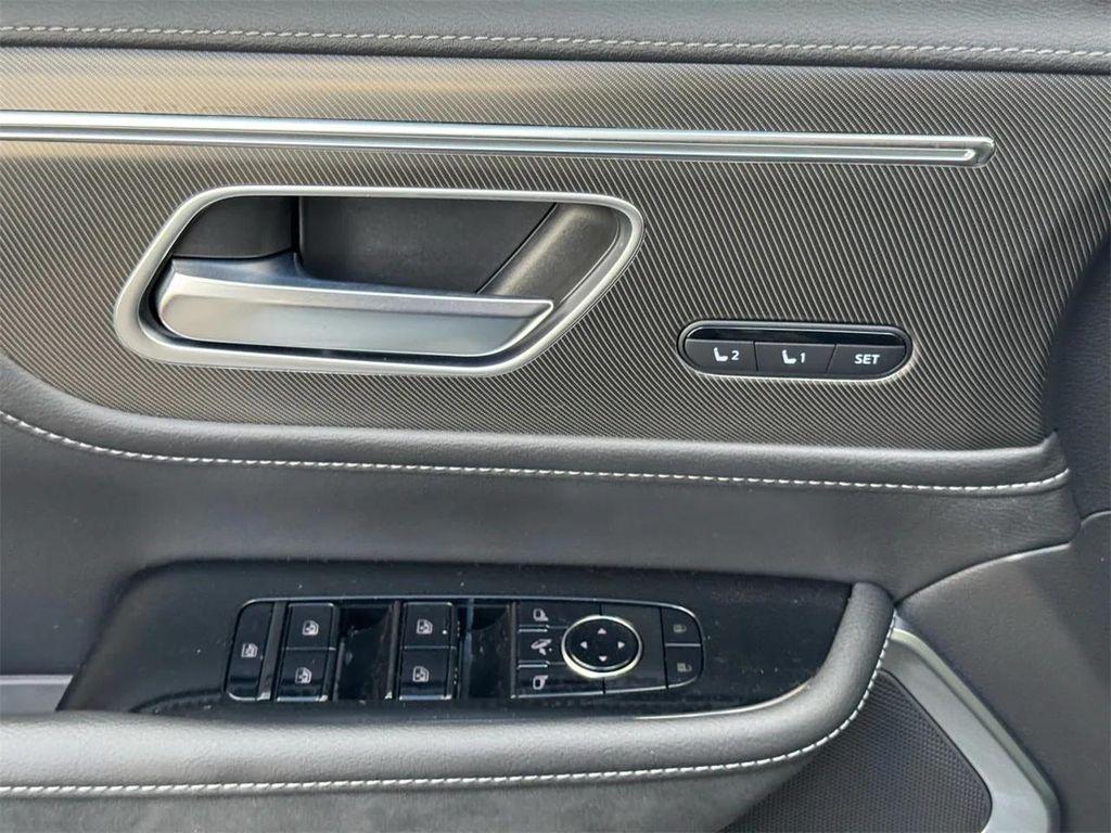 new 2025 INFINITI QX80 car, priced at $88,360