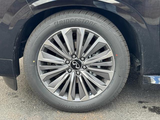 new 2025 INFINITI QX80 car, priced at $88,360