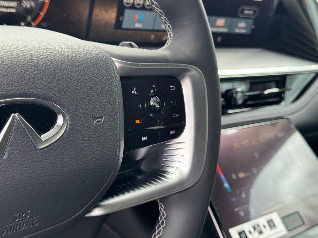new 2025 INFINITI QX80 car, priced at $88,360