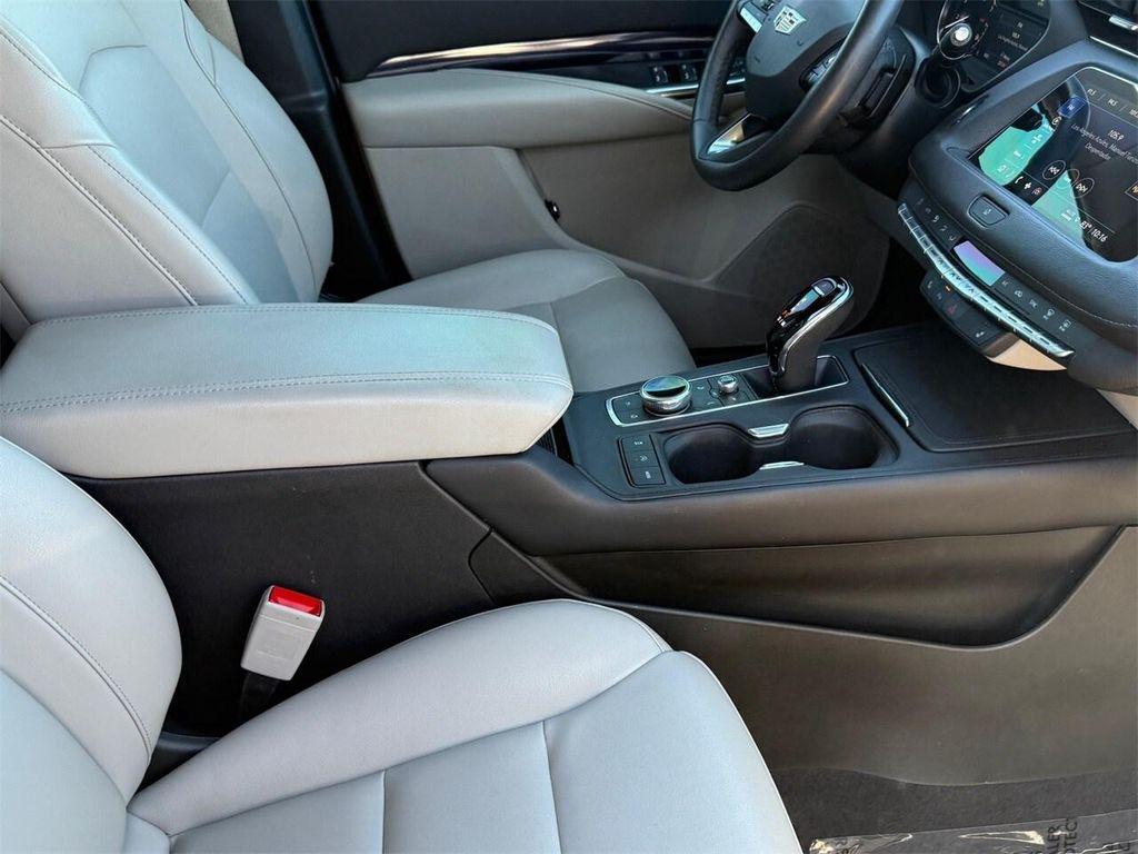 used 2023 Cadillac XT4 car, priced at $25,899