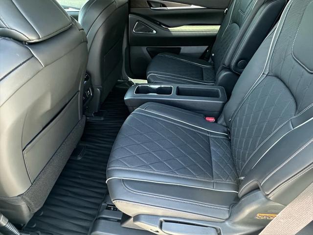 new 2025 INFINITI QX60 car, priced at $69,550