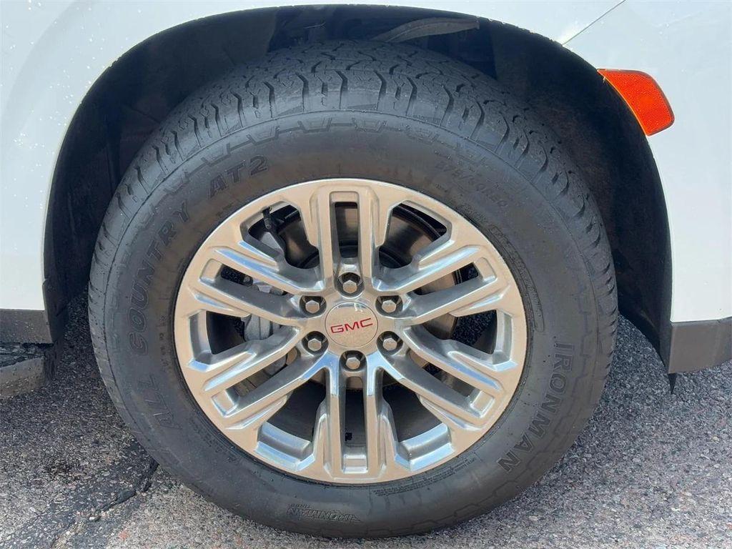 used 2023 GMC Yukon car, priced at $45,990