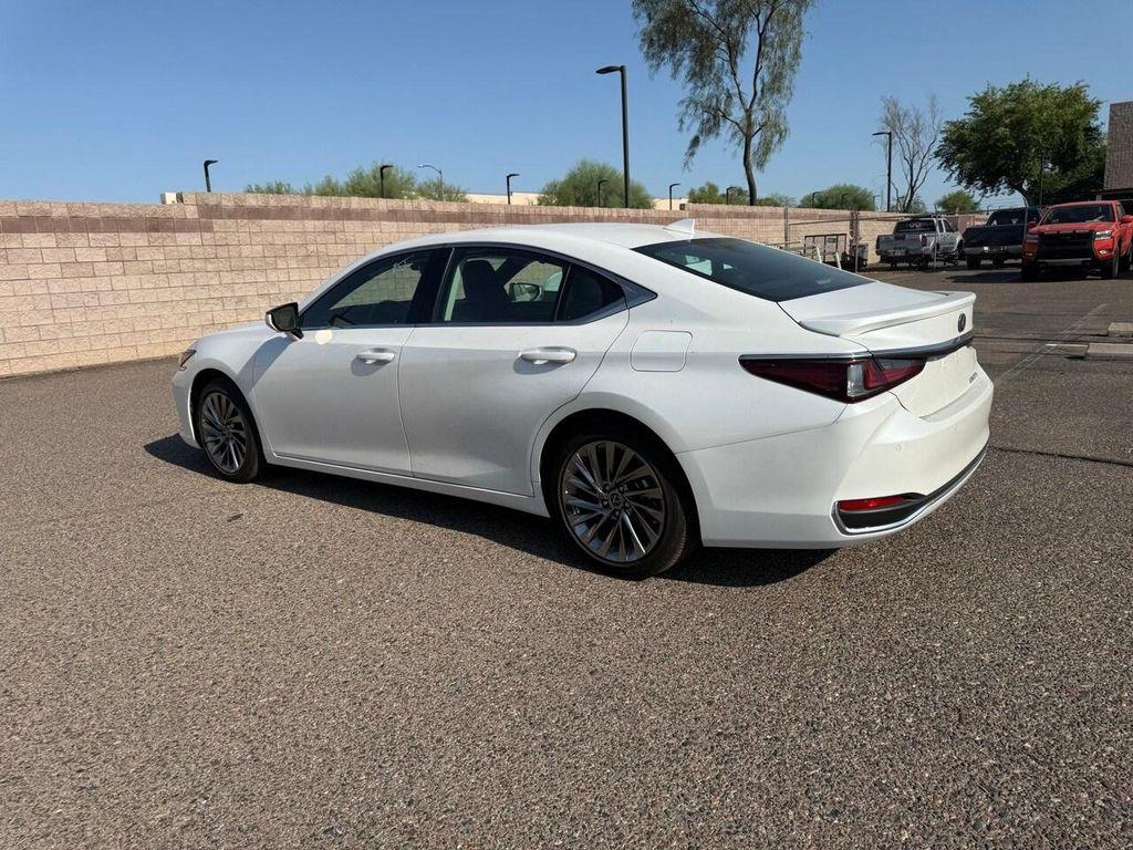 used 2024 Lexus ES 300h car, priced at $47,990