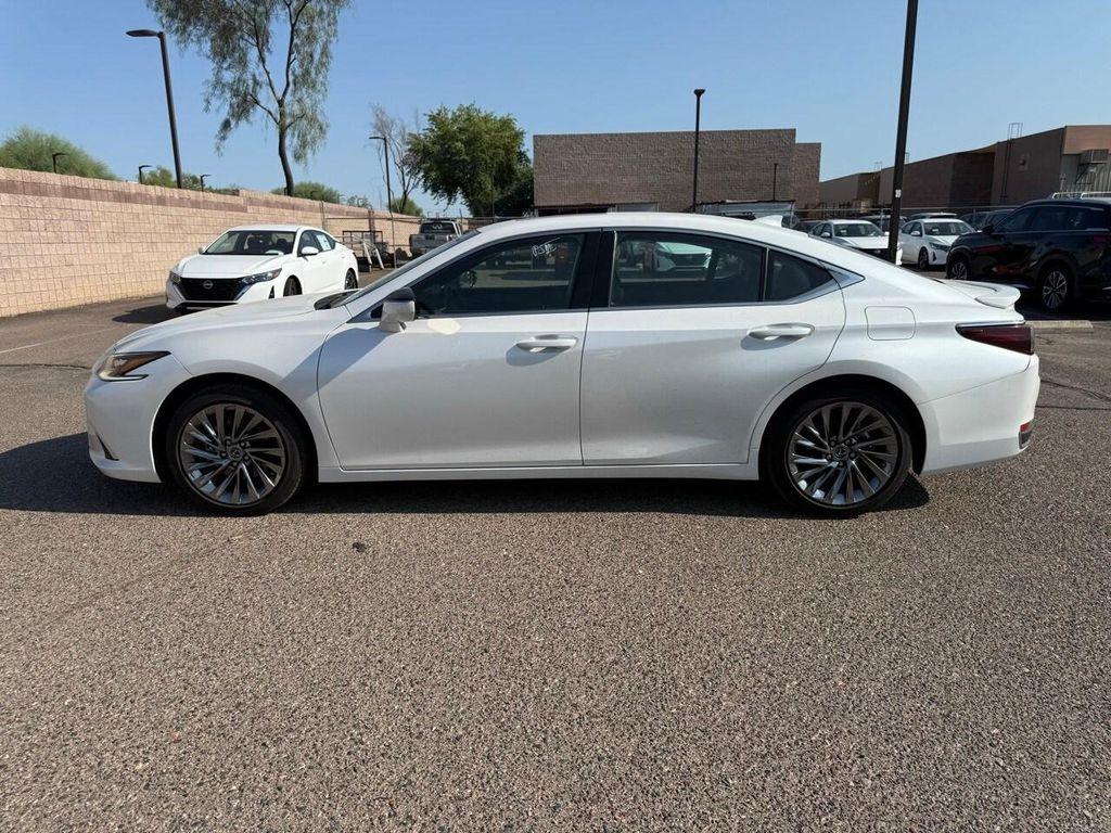 used 2024 Lexus ES 300h car, priced at $47,990