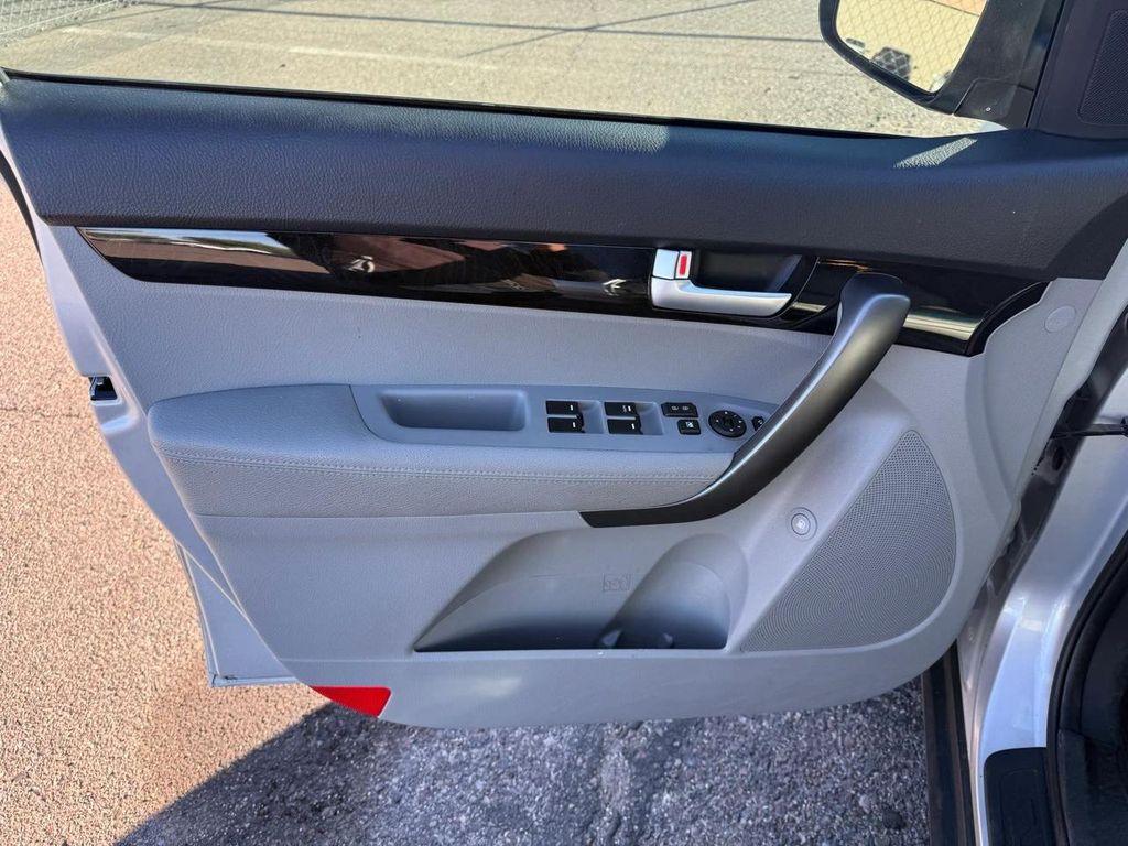 used 2015 Kia Sorento car, priced at $11,304