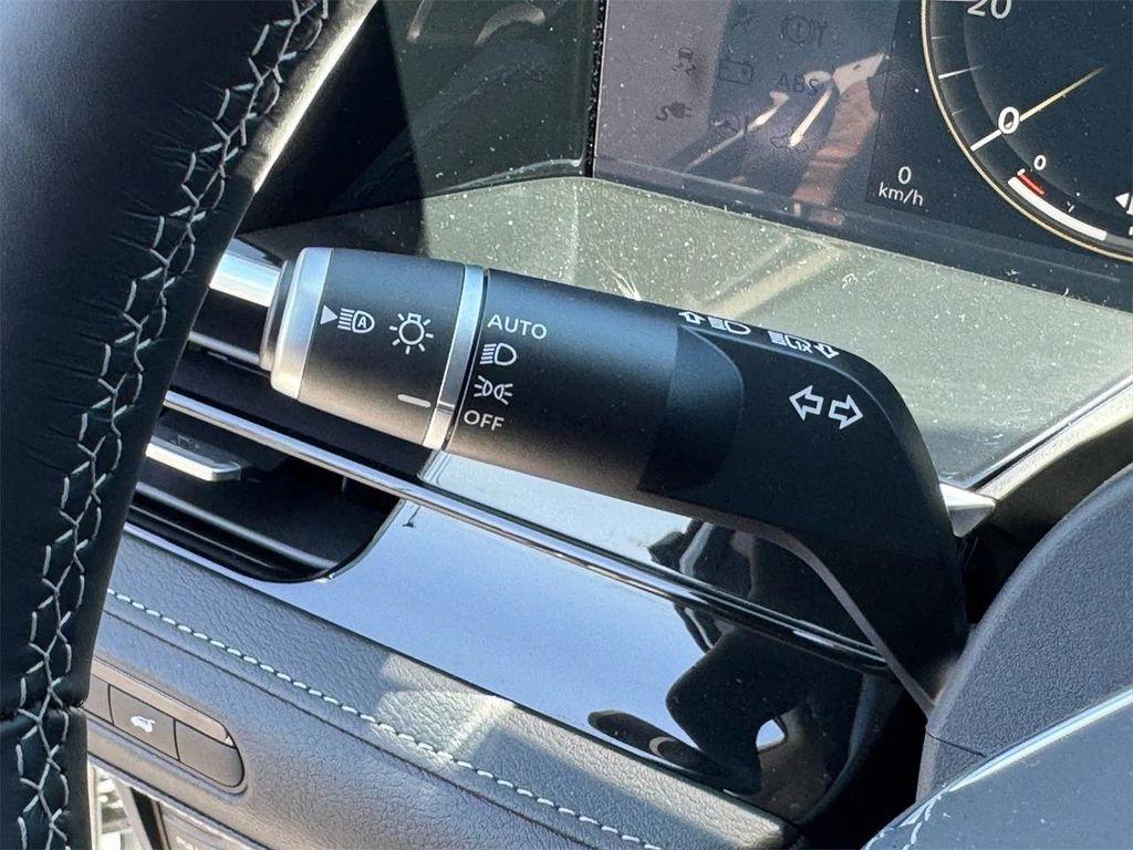new 2025 INFINITI QX80 car, priced at $103,052