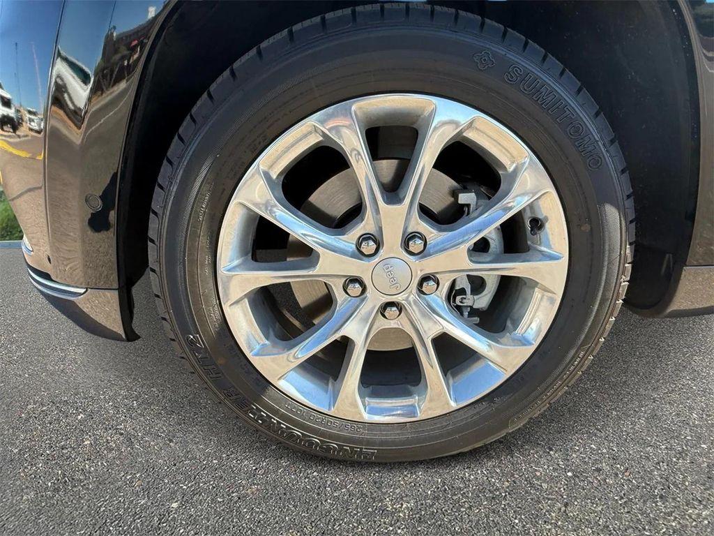 used 2021 Jeep Grand Cherokee car, priced at $24,991