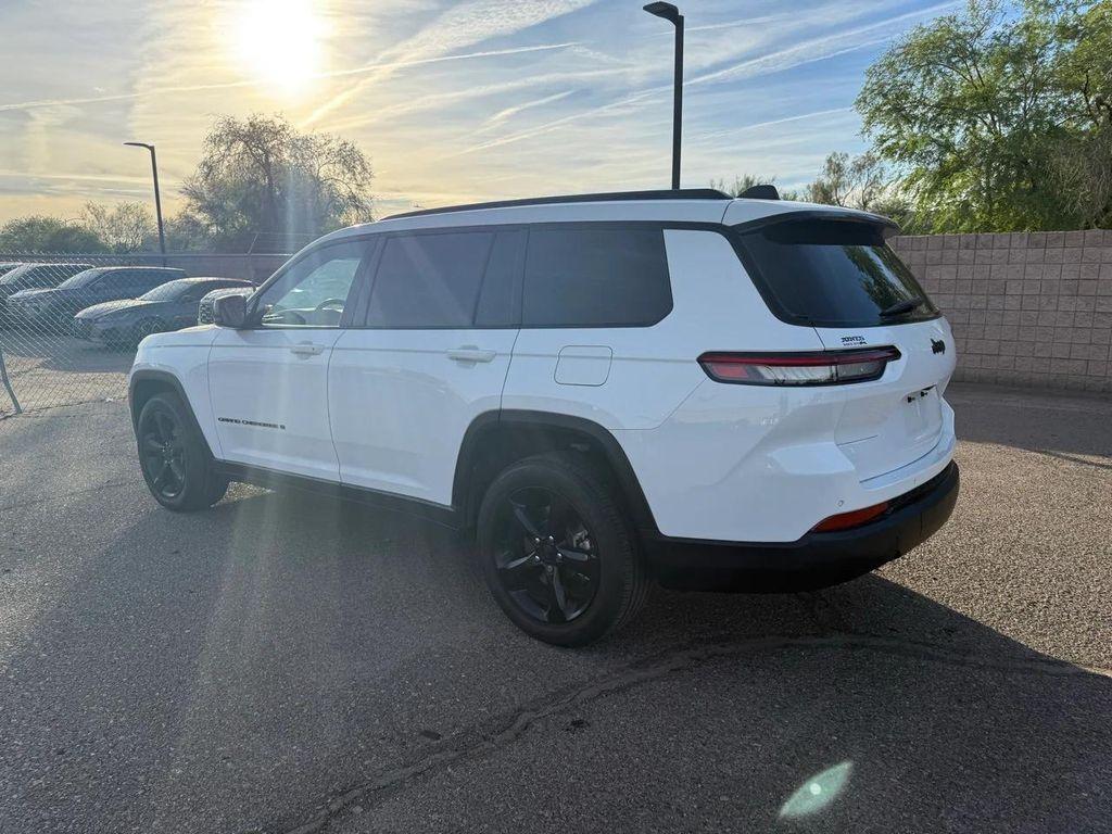 used 2021 Jeep Grand Cherokee L car, priced at $25,283