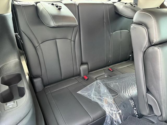 new 2025 INFINITI QX60 car, priced at $48,070