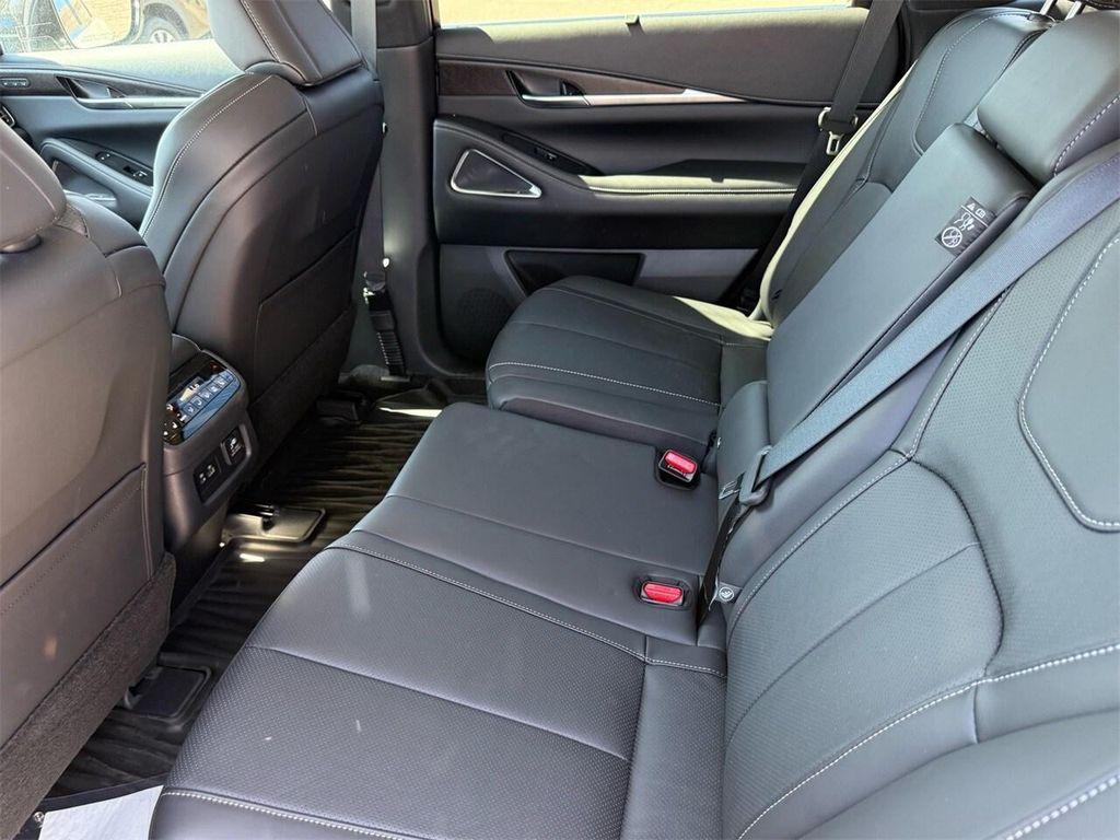 new 2025 INFINITI QX60 car, priced at $61,006