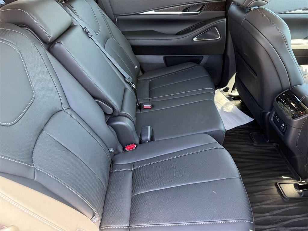 new 2025 INFINITI QX60 car, priced at $61,006