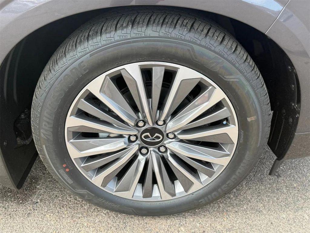 new 2026 INFINITI QX80 car, priced at $94,371