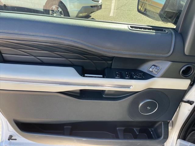 used 2018 Ford Expedition car, priced at $27,990