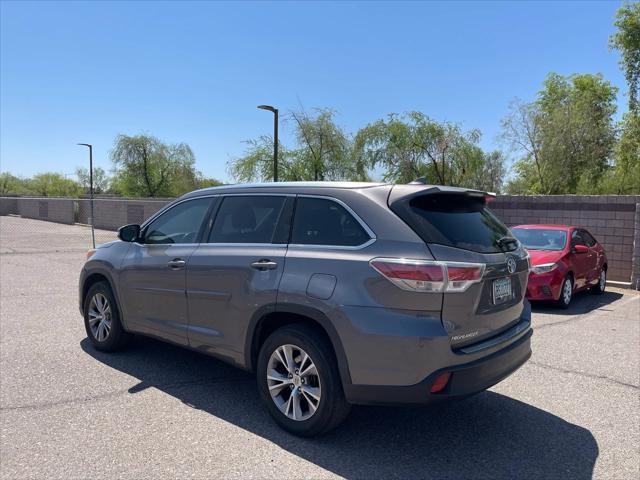 used 2015 Toyota Highlander car, priced at $19,490