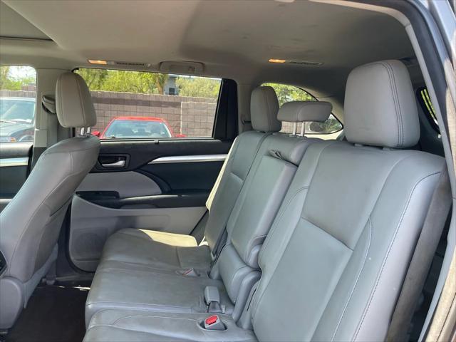 used 2015 Toyota Highlander car, priced at $19,490