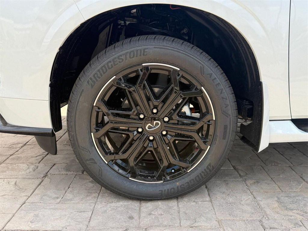 new 2026 INFINITI QX80 car, priced at $103,252