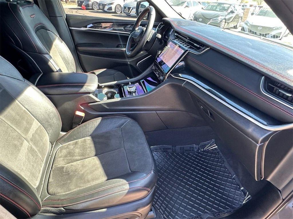 used 2022 Jeep Grand Cherokee car, priced at $32,999