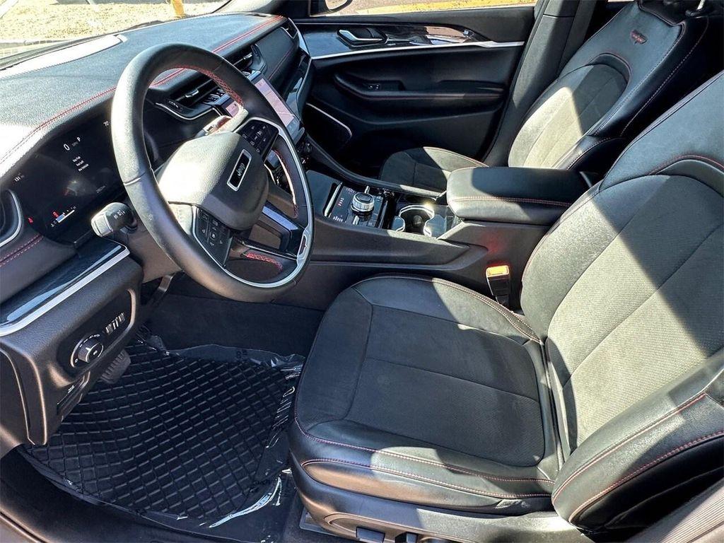 used 2022 Jeep Grand Cherokee car, priced at $32,999